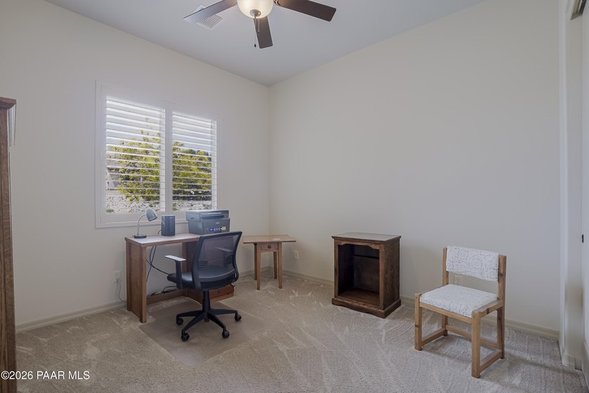 A RARE opportunity to own a single-level spacious property with - photo 26