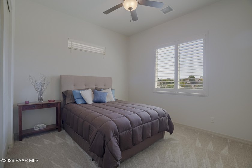 A RARE opportunity to own a single-level spacious property with - photo 27