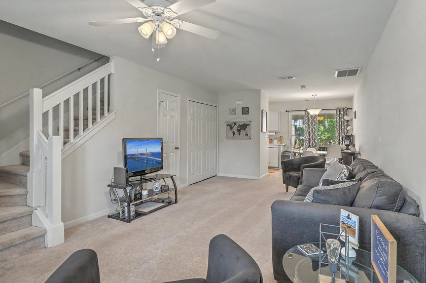 Don't miss this incredible opportunity to own a 2 bed,1.5 bath - photo 3