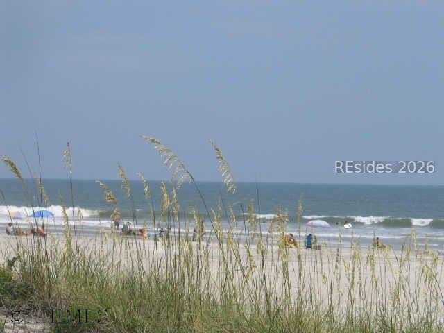 Another fantastic direct oceanfront villa at HHBT. This one has - photo 28