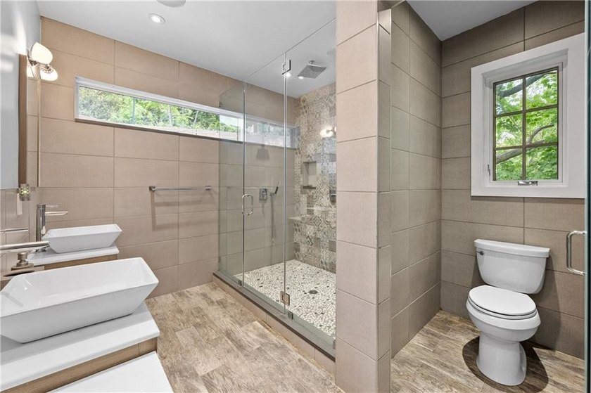 Emerson Hill Staten Island- Chance of a lifetime to own a fully - photo 22