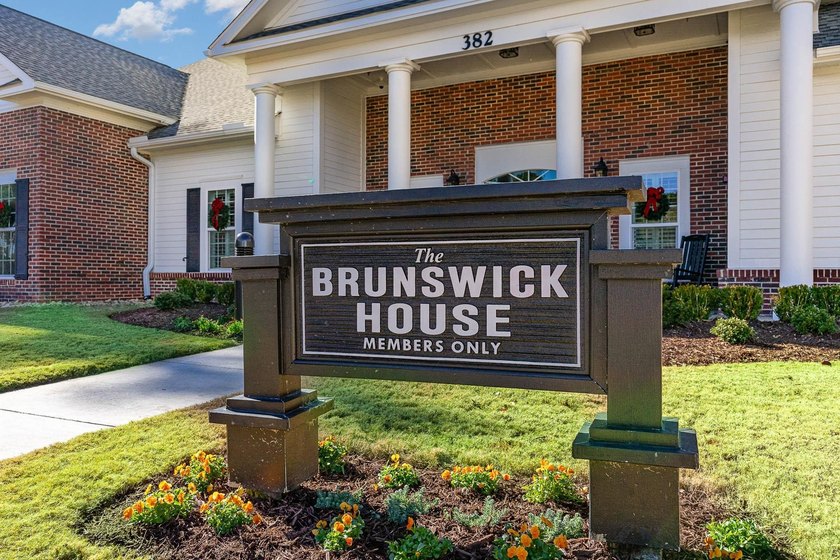 Welcome Brunswick Plantation! A gated community with 24 hours - photo 3