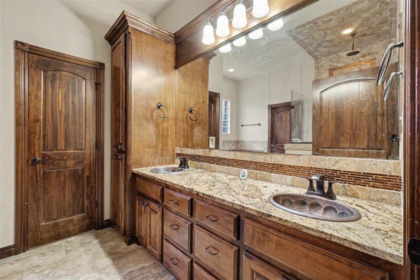 Welcome to this absolutely stunning 4-bedroom home in the - photo 24