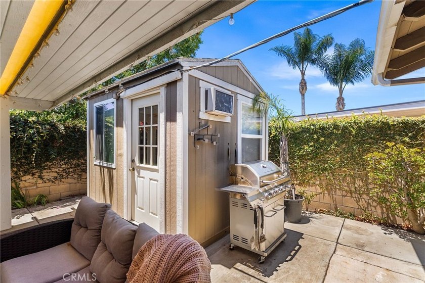 Tucked away on a quiet cul-de-sac in the highly desirable - photo 32