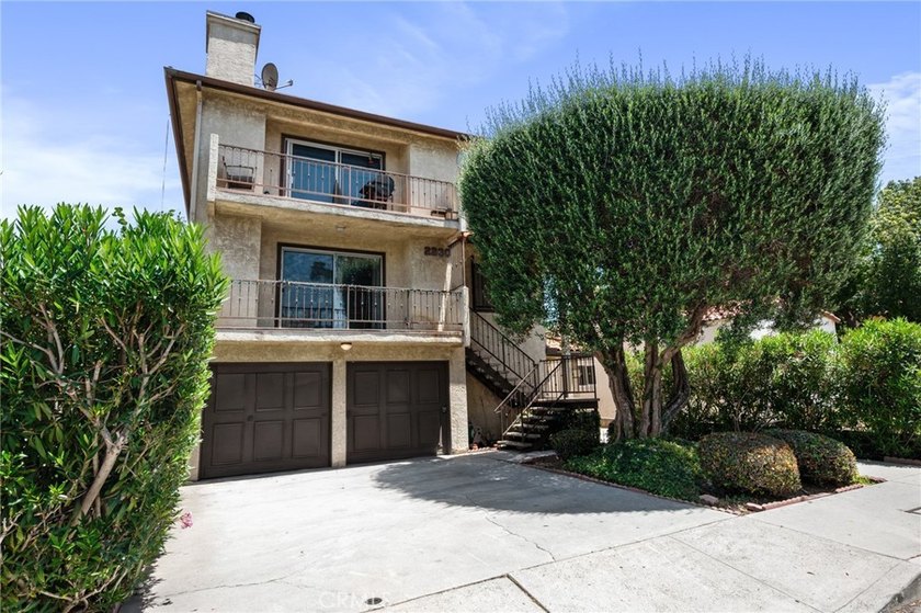 2230 S Alma Ave 4 - photo 2