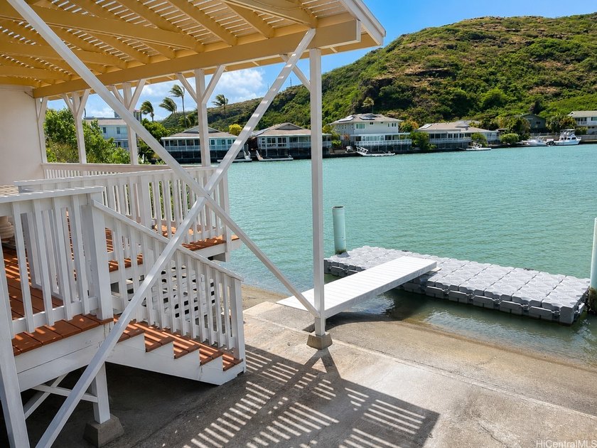 Own one of the larger parcels on Spinnaker Isle at the end of - photo 9