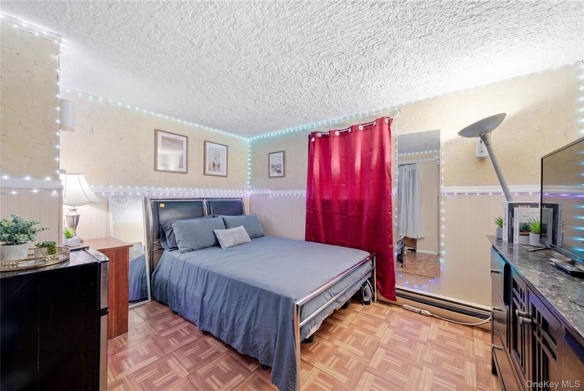 Welcome to this spacious hi-ranch in Bay Shore, offering endless - photo 19