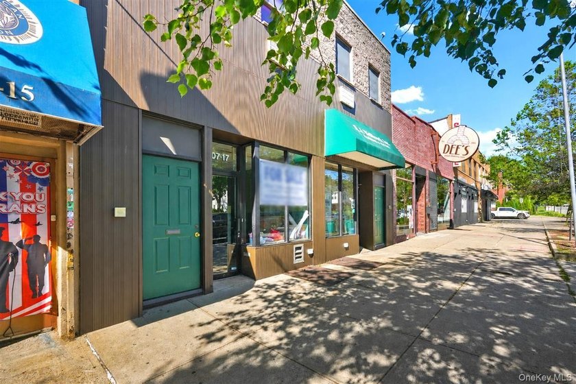 Prime mixed-use property located along the bustling Metropolitan - photo 4