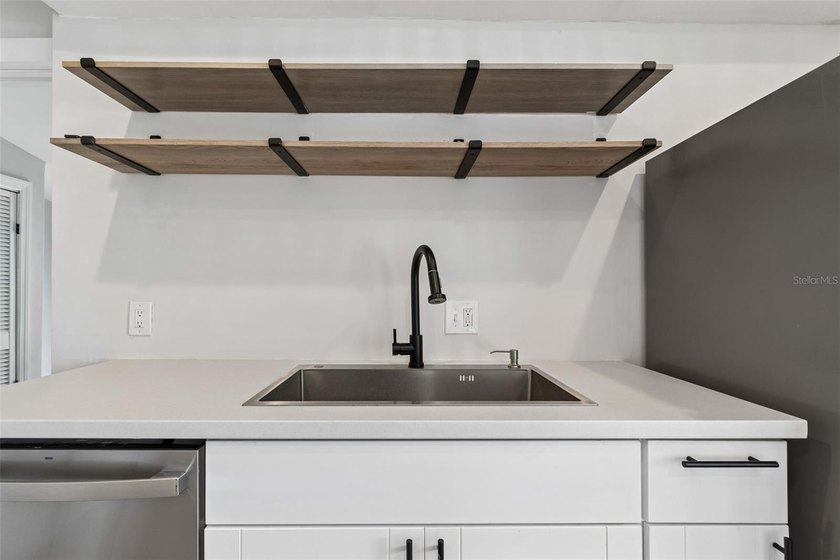 Virtually Staged. Live in the beautifully remodeled 3-bedroom - photo 11