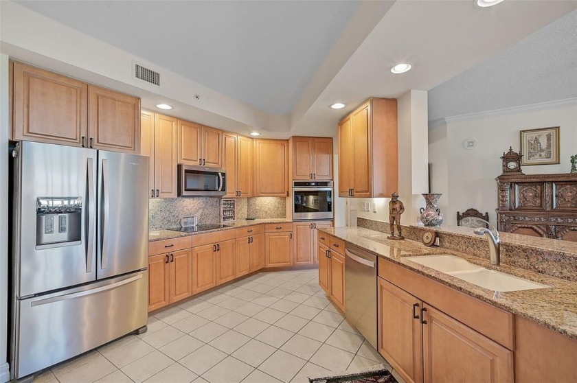 **GORGEOUS VIEW from this Move-In Ready, 5TH FLOOR, 3-BED / - photo 13