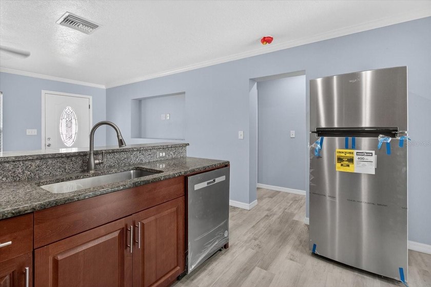 This Beautiful 2 Bedroom 2 Bath Dual Primary has an amazing - photo 16