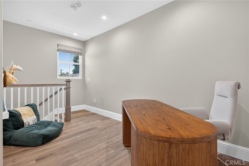 Designer-Perfect Townhome in the Heart of Walteria - Lives Like - photo 16