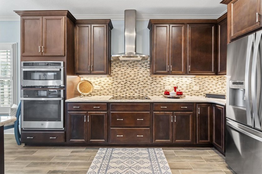 ***OPEN HOUSE Tuesday July 21st 1-4pm*** Discover refined - photo 8