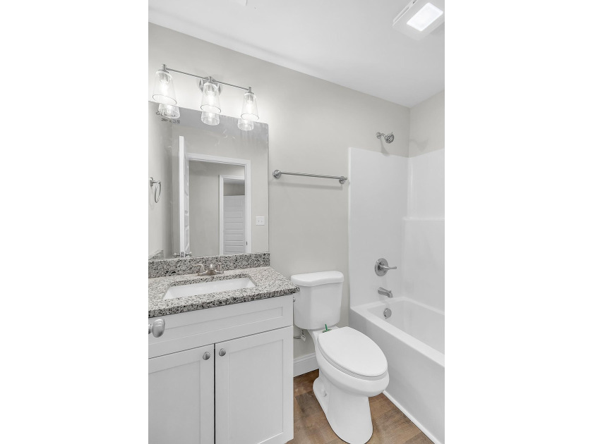 QUALIFIES FOR 100% FINANCING | NEW CONSTRUCTION...Experience - photo 20