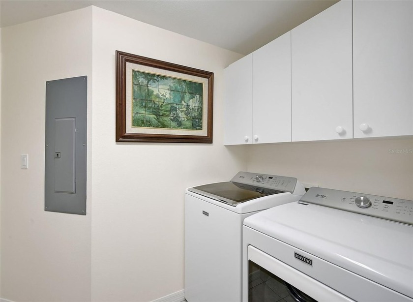 **GORGEOUS VIEW from this Move-In Ready, 5TH FLOOR, 3-BED / - photo 29