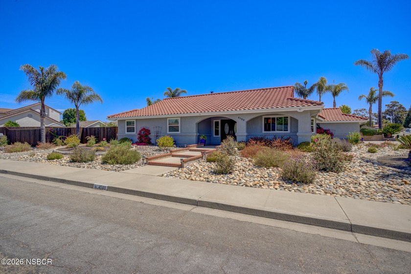 Turnkey 4-bedroom home on an oversized corner lot in one of - photo 14