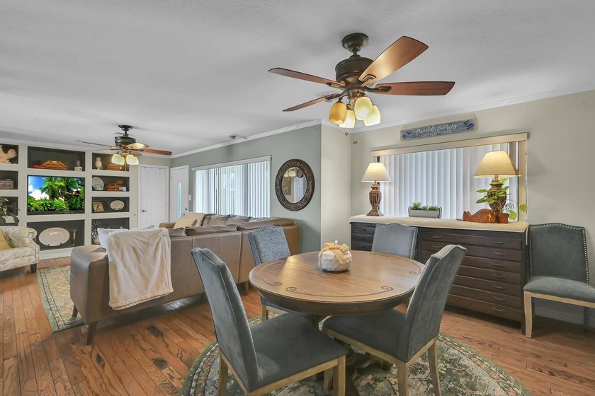 Welcome to this charming 3-bedroom, 2-bathroom single-family - photo 14