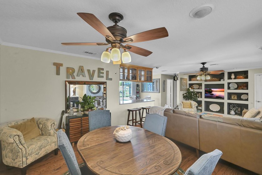 Welcome to this charming 3-bedroom, 2-bathroom single-family - photo 17