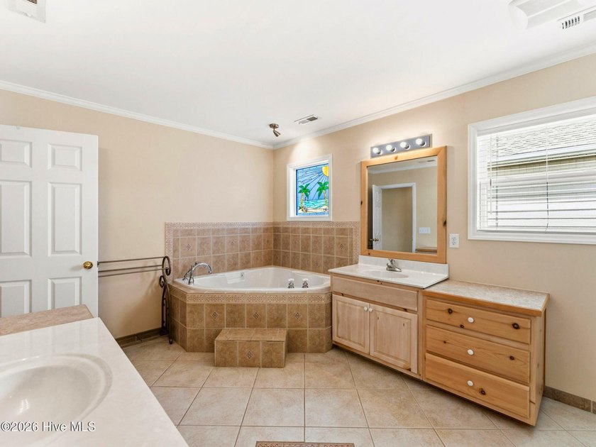 Feel the constant ocean breeze from this exceptional West End - photo 25