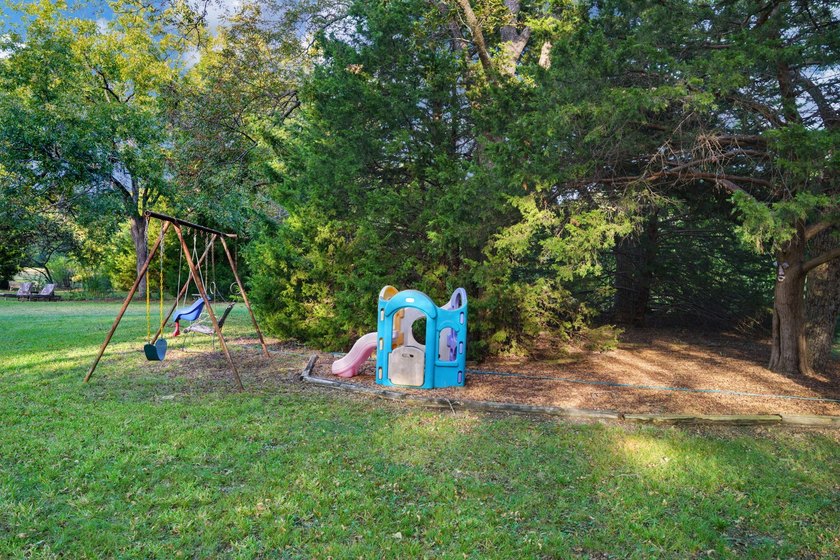 Discover this park-like sanctuary on 6.69 acres with no HOA - photo 32