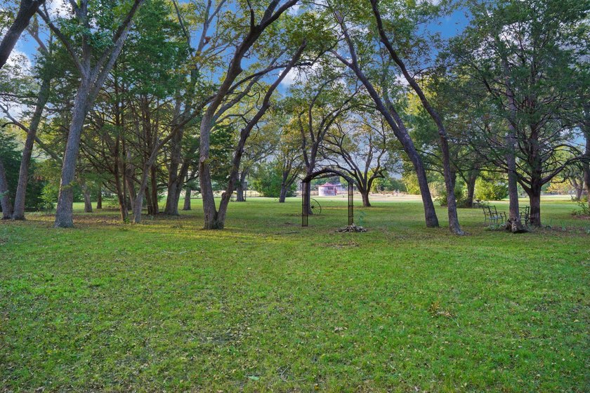 Discover this park-like sanctuary on 6.69 acres with no HOA - photo 34