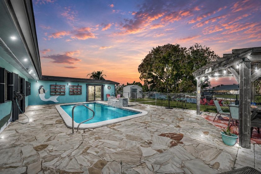 Welcome to this charming 3-bedroom, 2-bathroom single-family - photo 46