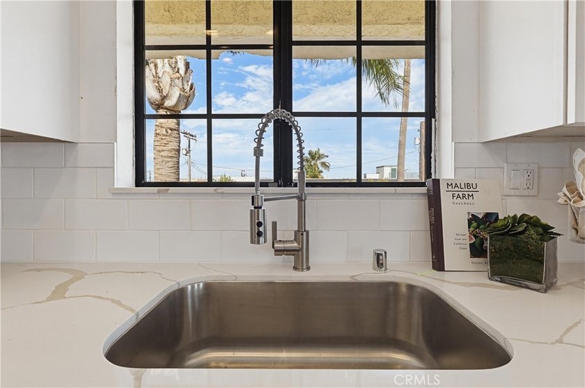 Stunning Ocean-View Condo in Prime Pt. Fermin Location - photo 23