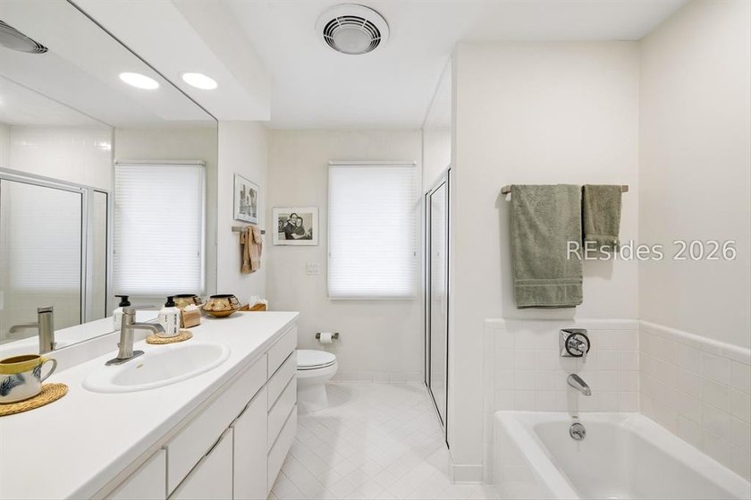 Pristine, thoughtfully updated residence with Sams Point Pond - photo 35