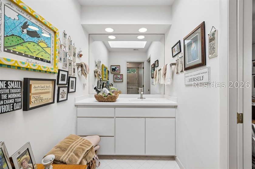 Pristine, thoughtfully updated residence with Sams Point Pond - photo 39