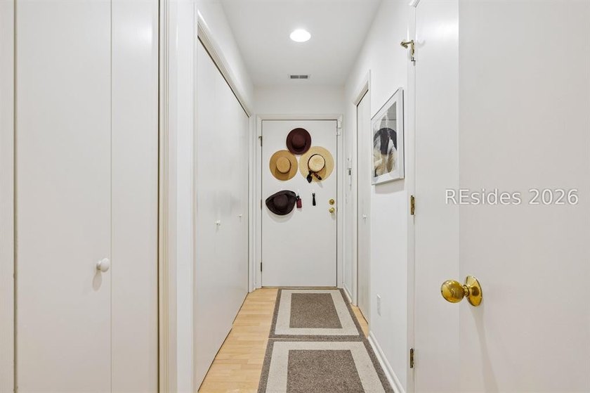Pristine, thoughtfully updated residence with Sams Point Pond - photo 42