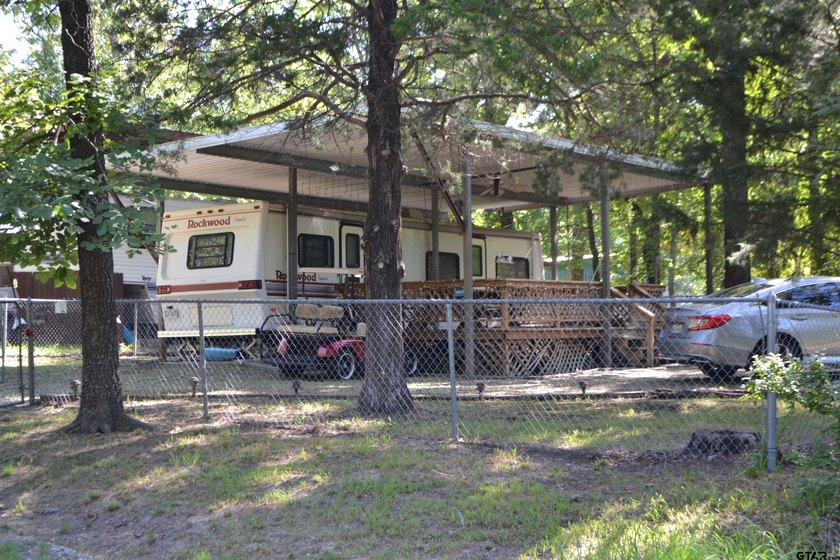 Two fenced lots in Sun Eagle Bay offer the perfect weekend - photo 22