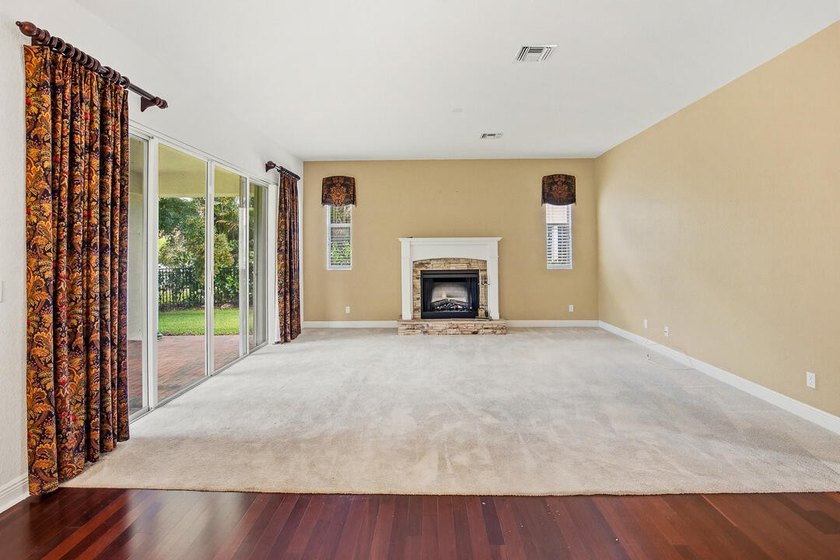 Beautiful Estates of Hammock Creek - This 5BR/3BA with New Roof - photo 25
