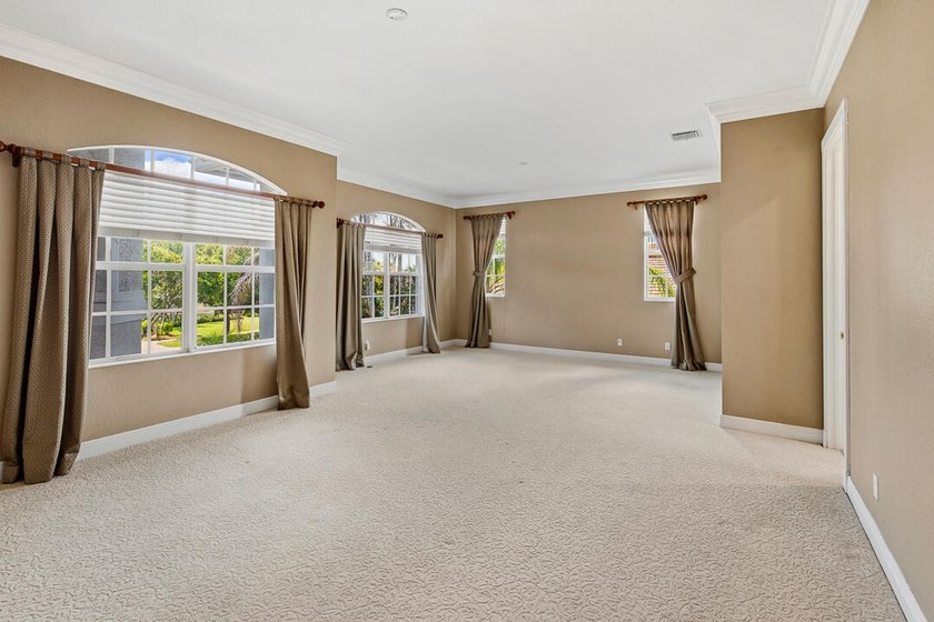 Beautiful Estates of Hammock Creek - This 5BR/3BA with New Roof - photo 30