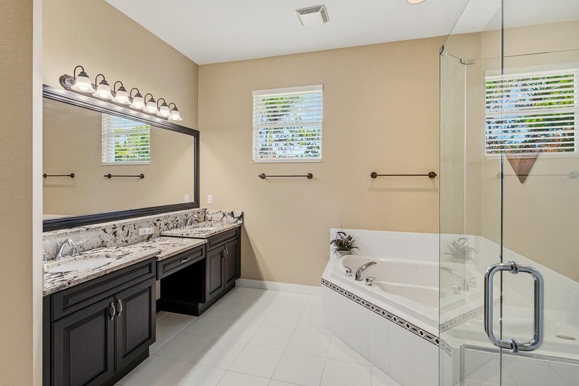 Beautiful Estates of Hammock Creek - This 5BR/3BA with New Roof - photo 34