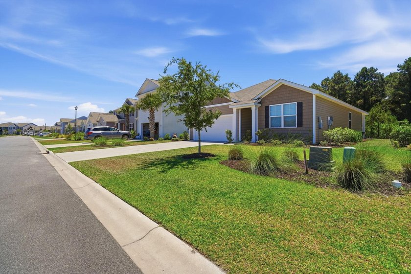 Welcome to 9147 Fort Hill Way located in the highly desirable - photo 3