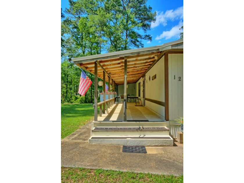 Cute Getaway Near Toledo Bend! Clean and immaculate 2BR/2BA - photo 10