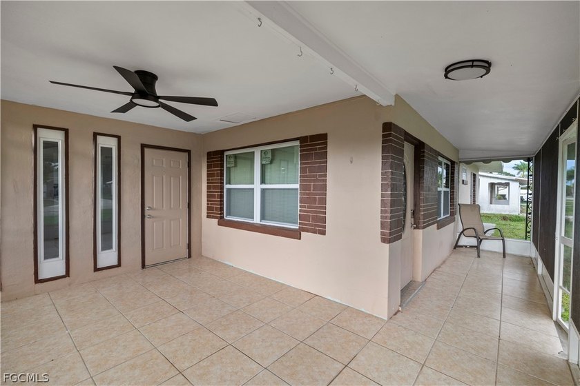 Welcome to this well-maintained home in North Fort Myers - photo 5