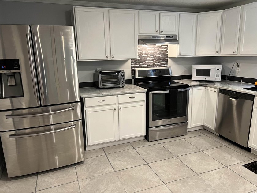 Quiet Living in Conway Plantation- a Community which offers a - photo 10