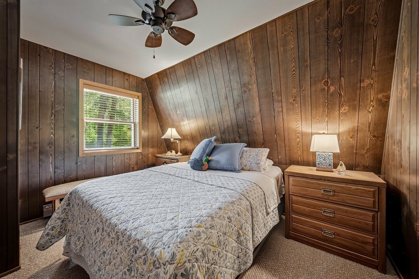 Welcome to lake life at its finest on beautiful Lake Eau Claire! - photo 13