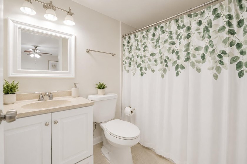 Welcome to this beautifully updated 2 bedroom, 2.5 bath townhome - photo 13