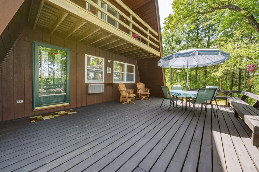 Welcome to lake life at its finest on beautiful Lake Eau Claire! - photo 35