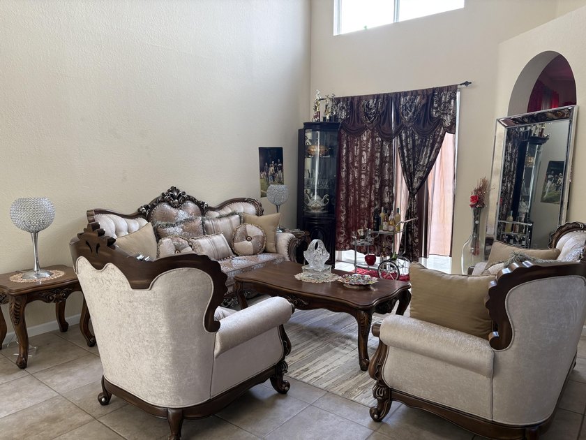 Welcome to this stunning 4-bedroom, 3-bathroom two-story home - photo 6