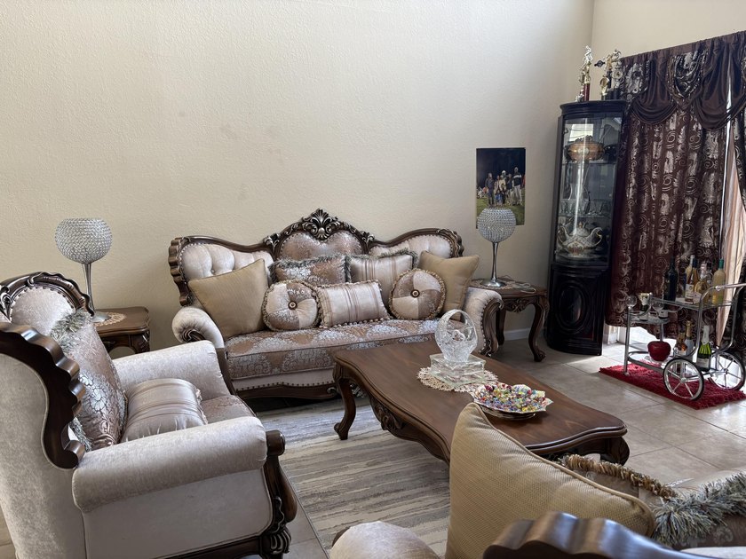 Welcome to this stunning 4-bedroom, 3-bathroom two-story home - photo 8