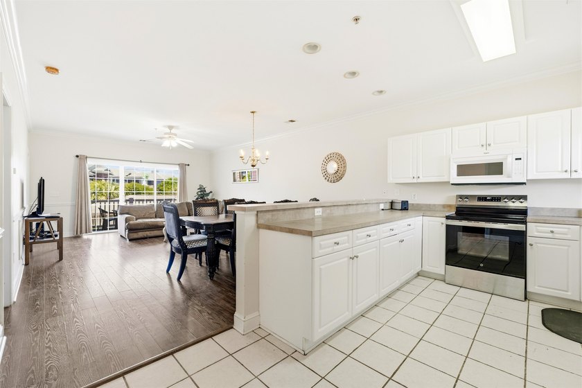 Turnkey 2-bedroom, 2-bath condo in Magnolia North at Myrtlewood - photo 10