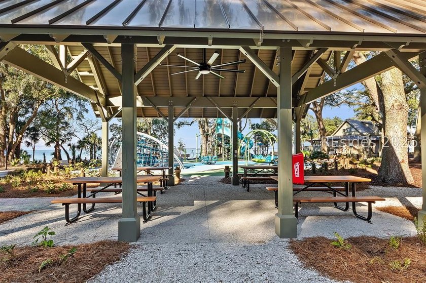 Enjoy spectacular long golf course views across multiple - photo 38