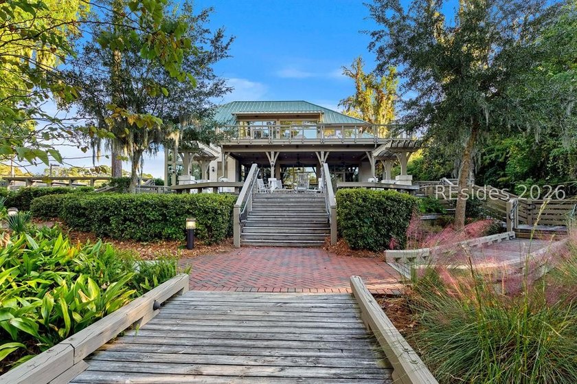 Enjoy spectacular long golf course views across multiple - photo 45