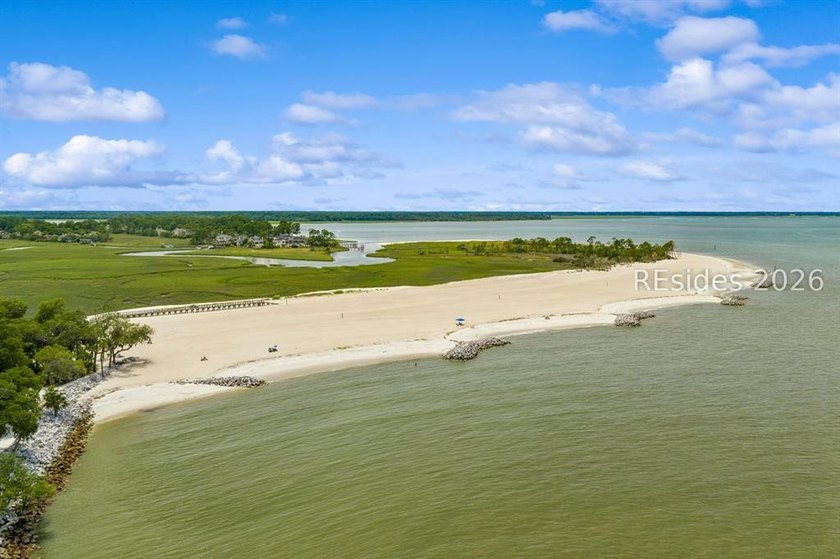 Enjoy spectacular long golf course views across multiple - photo 48