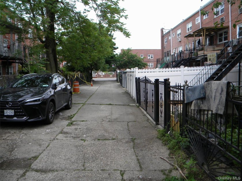 PROPERTY IS BEING SOLD AS IS-WITH TENANTS. THIS IS A COURT - photo 7
