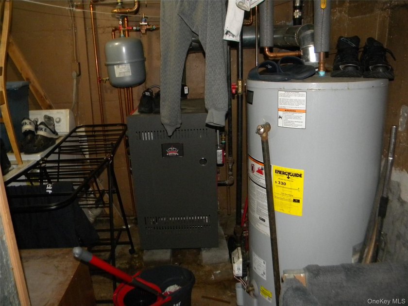 PROPERTY IS BEING SOLD AS IS-WITH TENANTS. THIS IS A COURT - photo 8