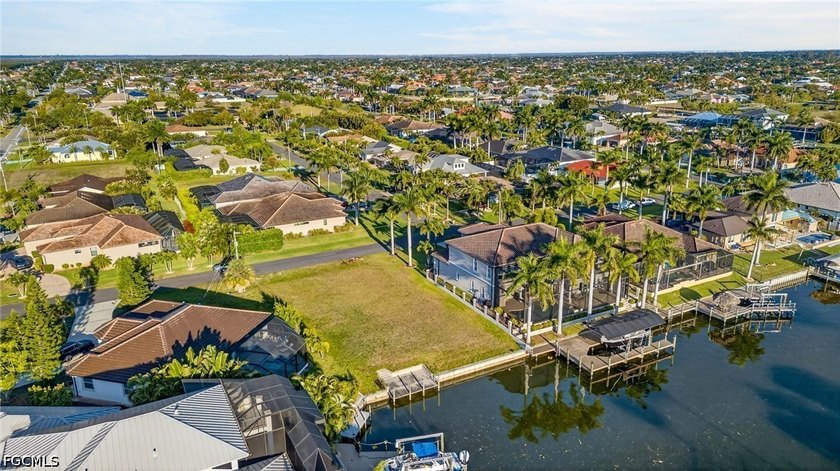 Discover the perfect canvas for your Florida dream home at 5423 - photo 8